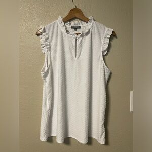 Adrianna Papell white tank top size XL